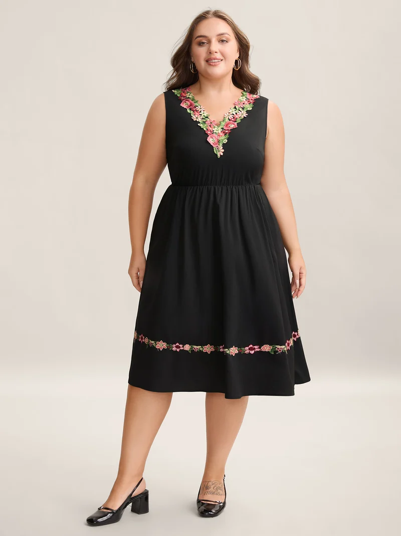 Woven Plain Floral Neckline Sleeveless Midi Dress