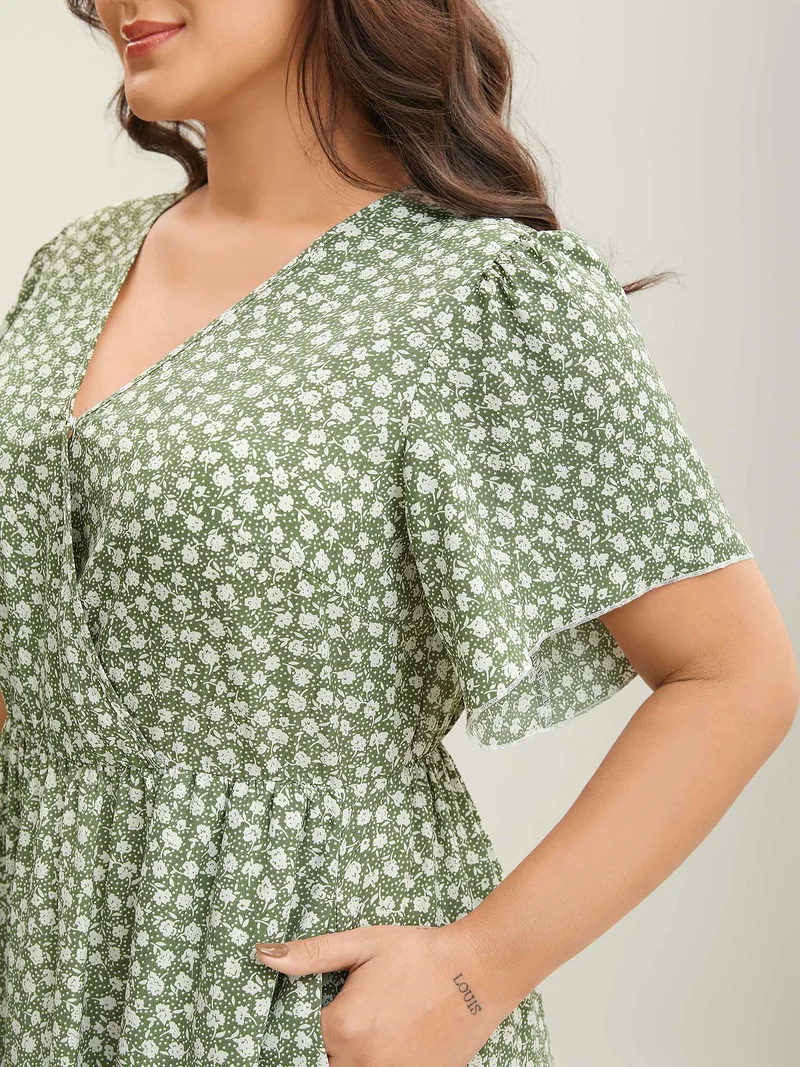 Ditsy Floral Print Flared Sleeve Midi Dress