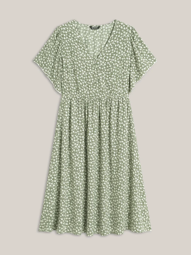 Ditsy Floral Print Flared Sleeve Midi Dress