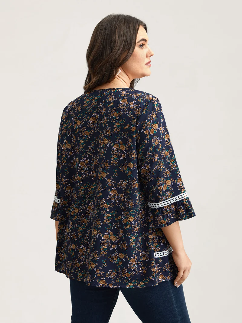 Floral Print Lace Paneled Gathered Shirt