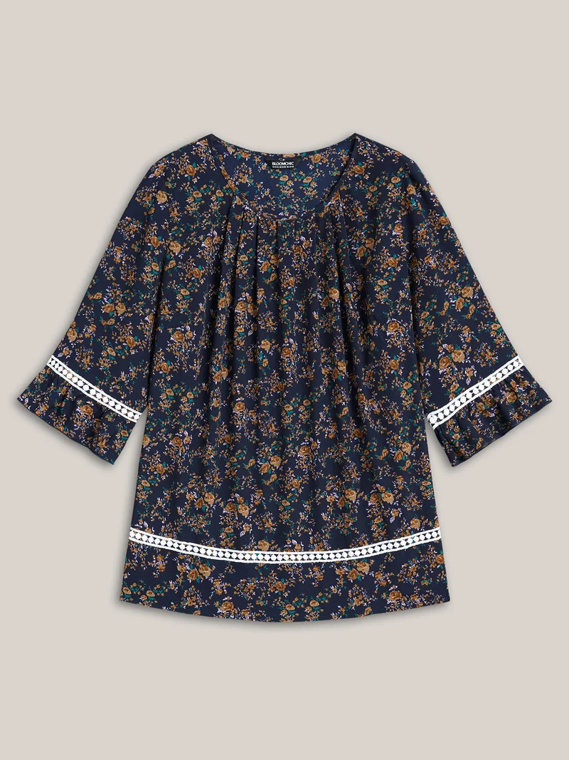 Floral Print Lace Paneled Gathered Shirt