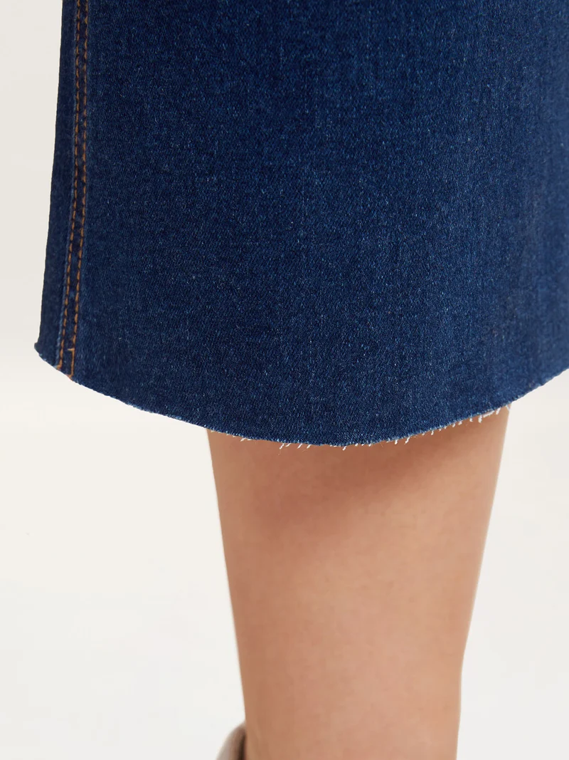 Loose Frayed Hem Crop Jeans