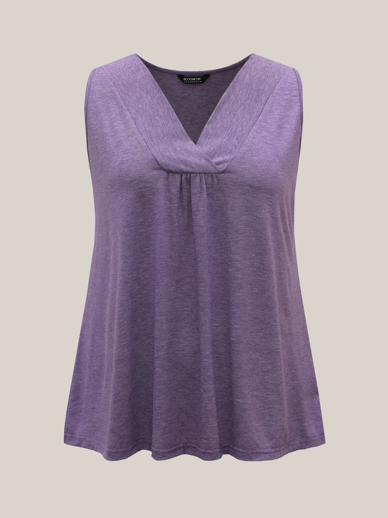 Solid Pleat Front V-Neck Vest