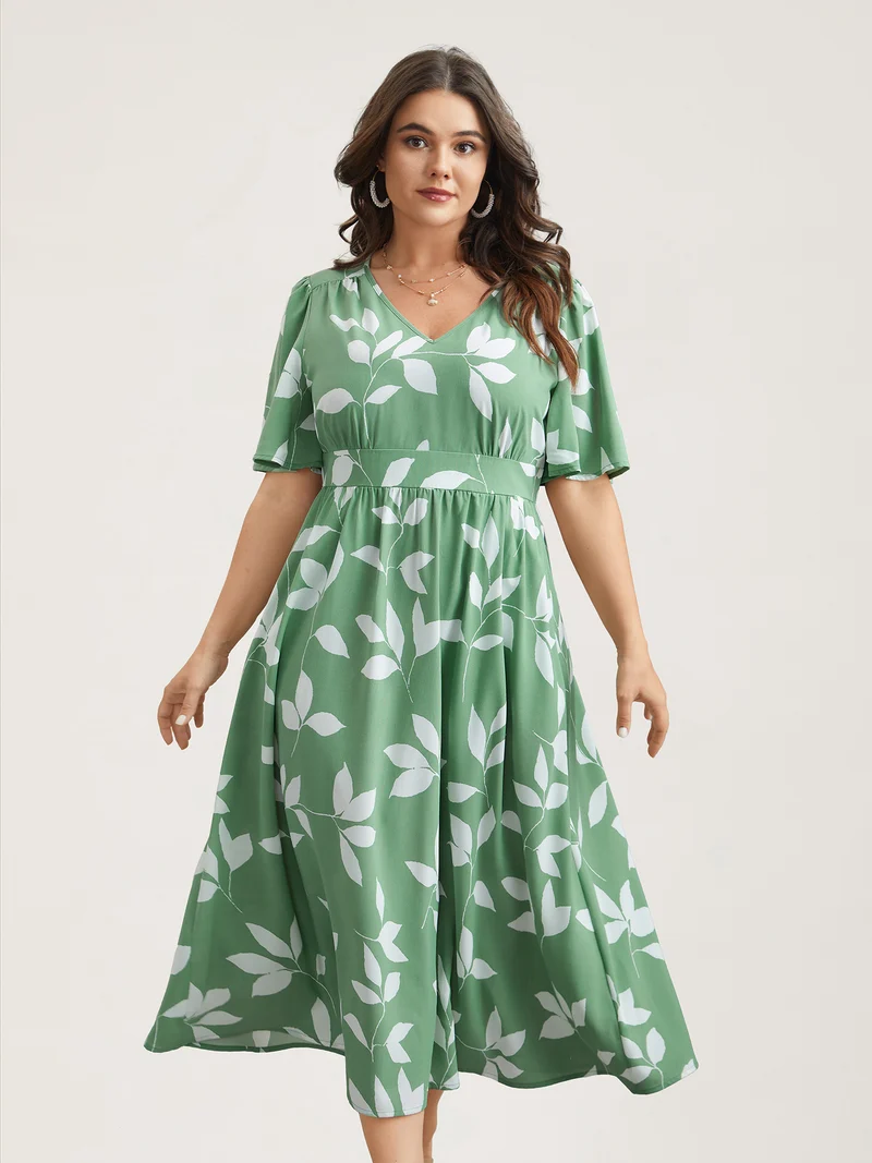 Leaf Print Waist-Cinched Flared Maxi Dress