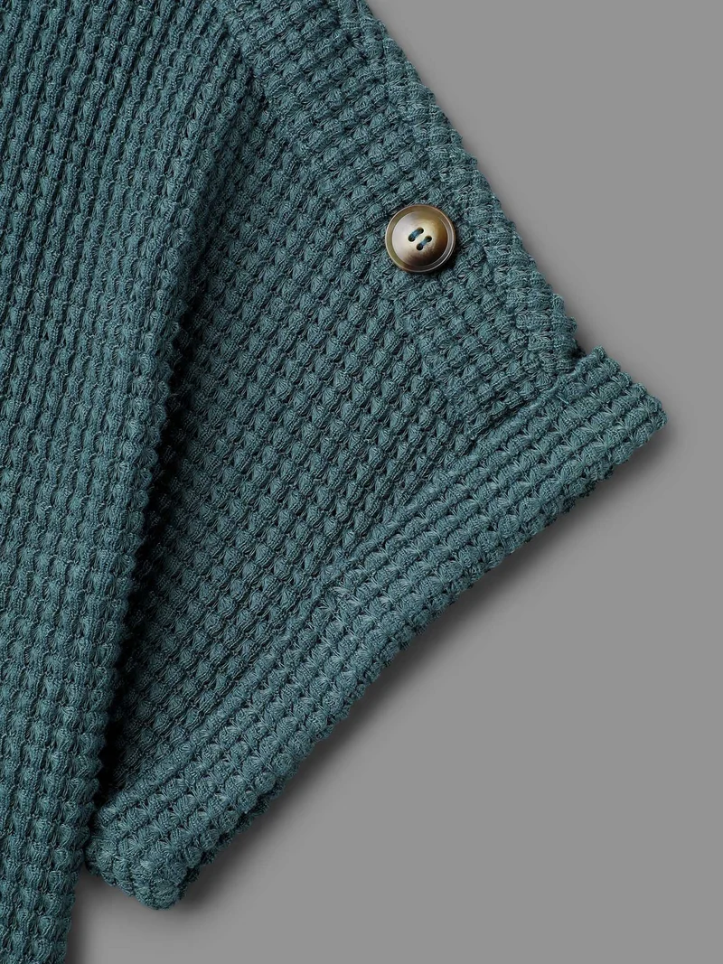 Stretchy Buttons Fitted Waffle Knit T-Shirt