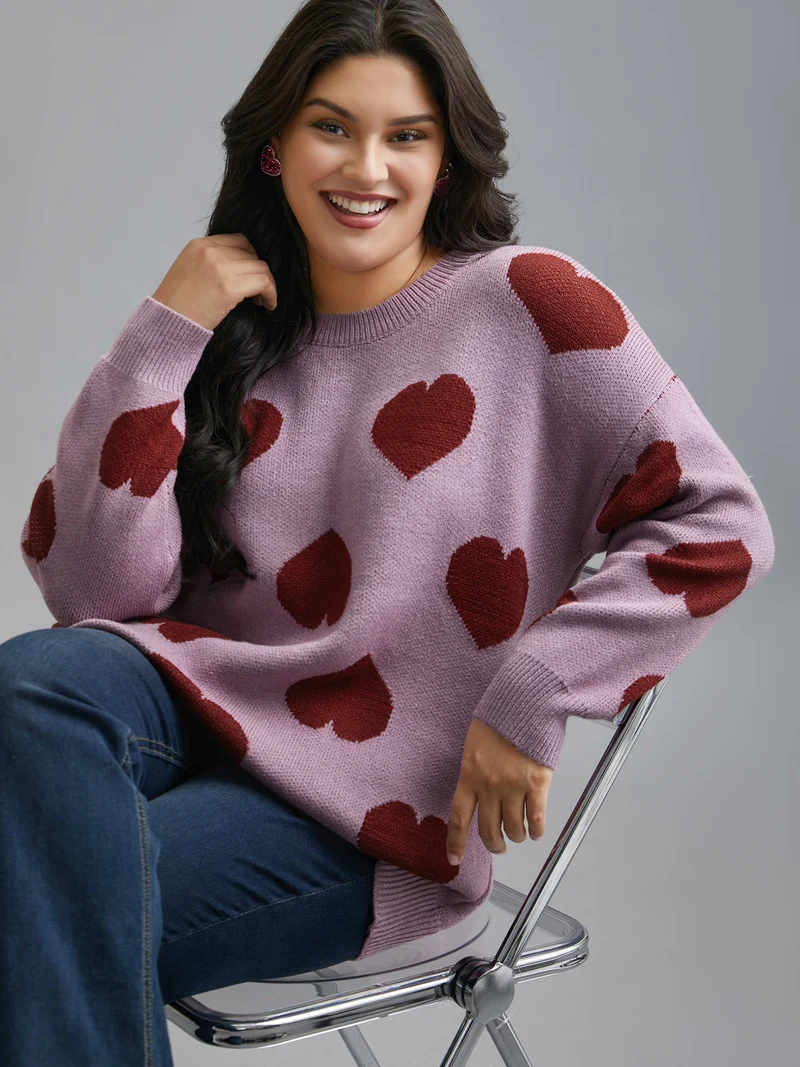 Round Neck Contrast Heart Jacquard Pullover