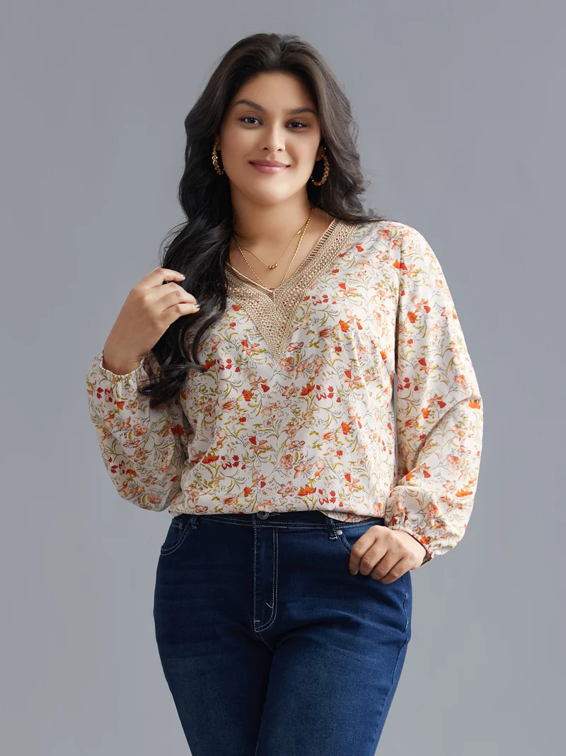 V Neck Ditsy Floral Contrast Webbing Blouse