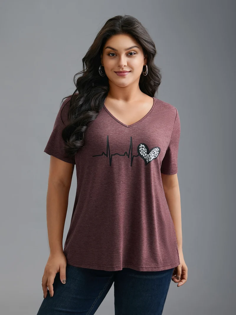 V Neck Heart Print T-Shirt