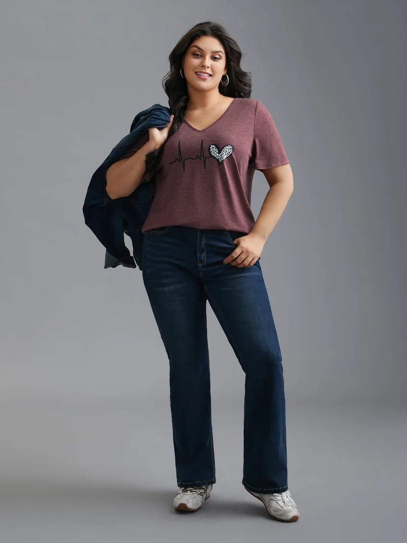V Neck Heart Print T-Shirt