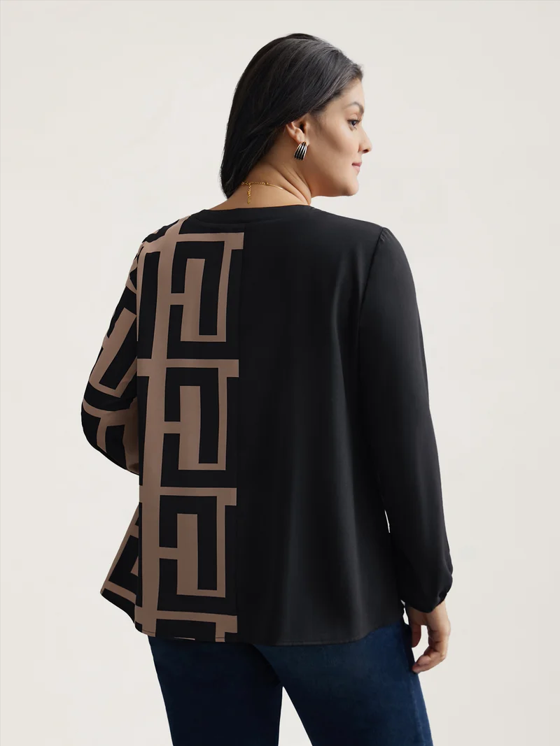 Notched Geometric Colorblock Contrast Blouse