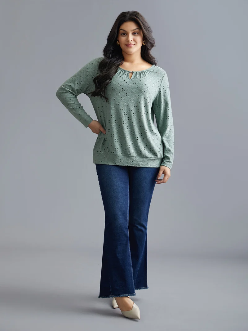 Plain Eyelet Jacquard Plisse T-Shirt