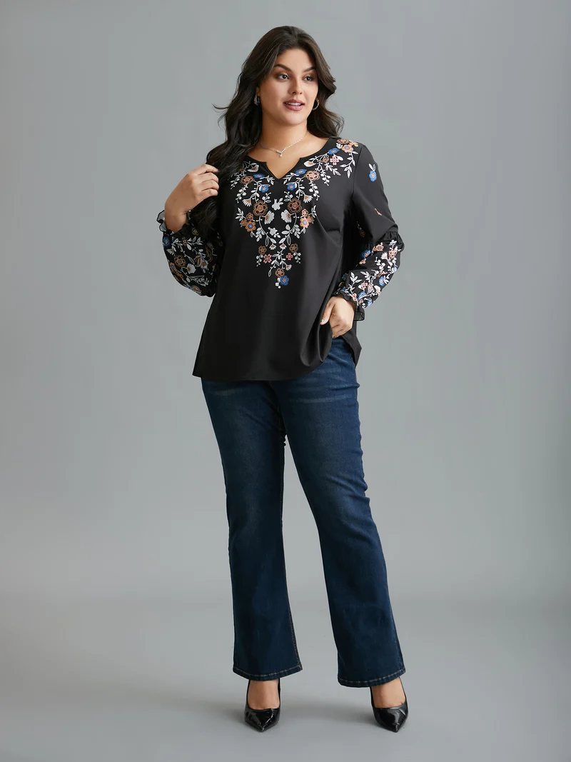 Floral Puffy Sleeve V-Neck Blouse