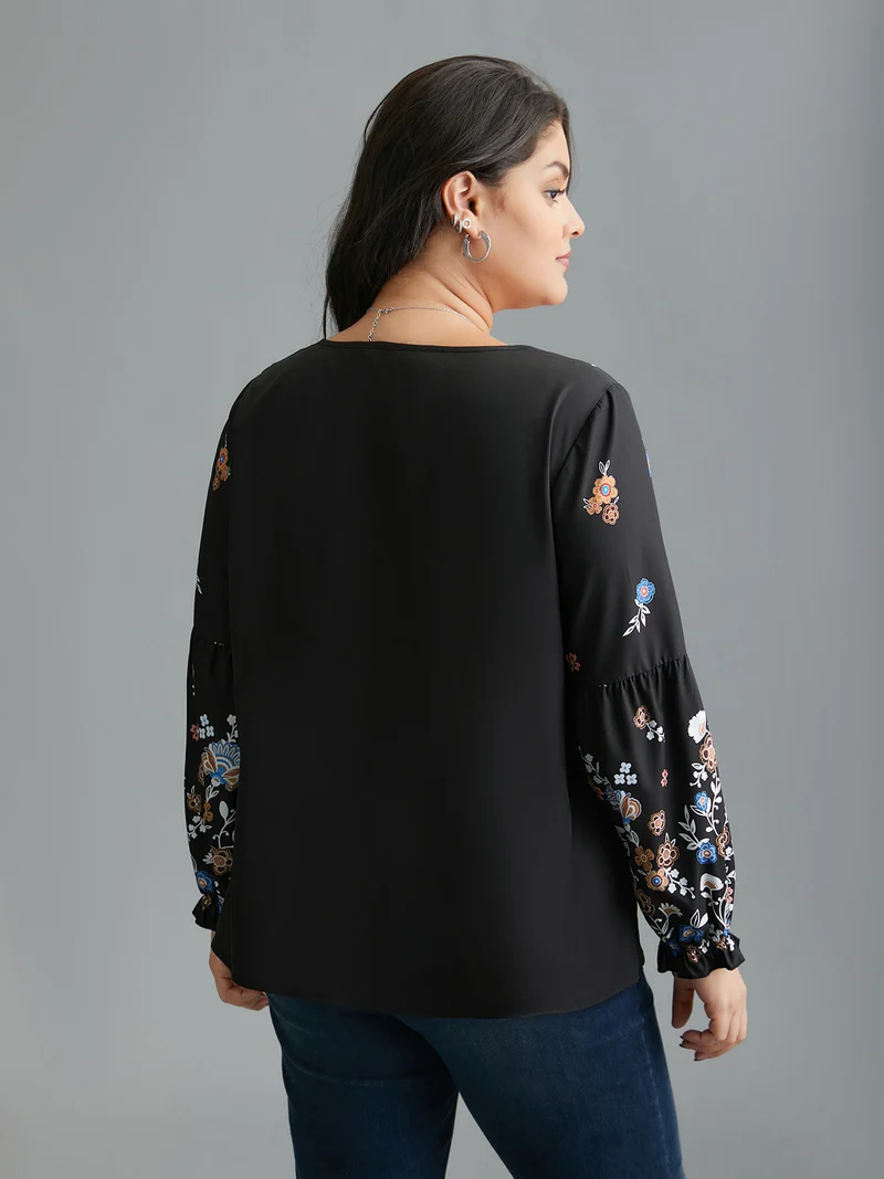 Floral Puffy Sleeve V-Neck Blouse
