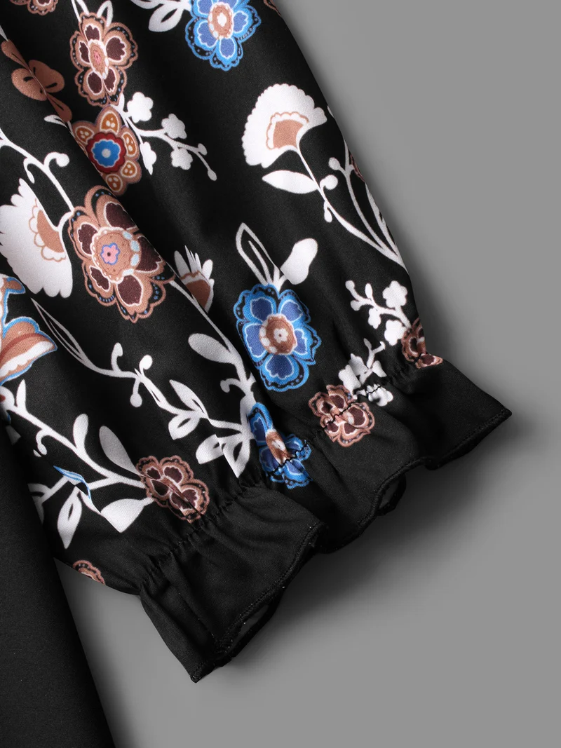 Floral Puffy Sleeve V-Neck Blouse