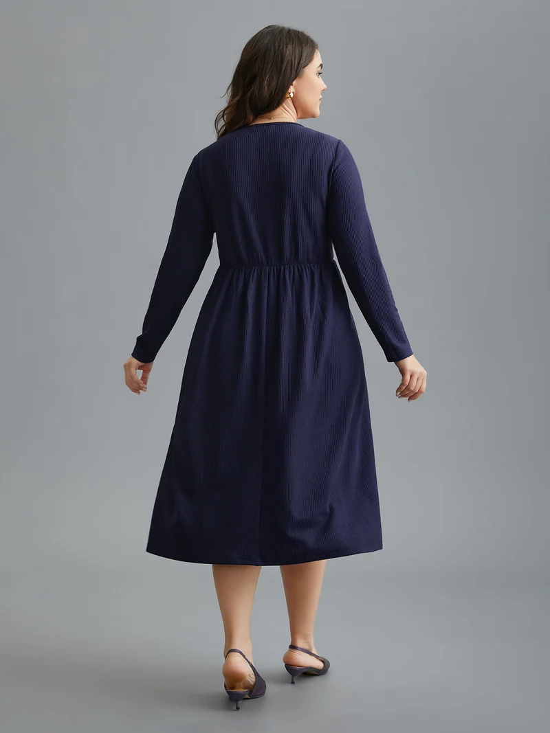 Pit Strip Pocket Waist-Cinching Midi Dress