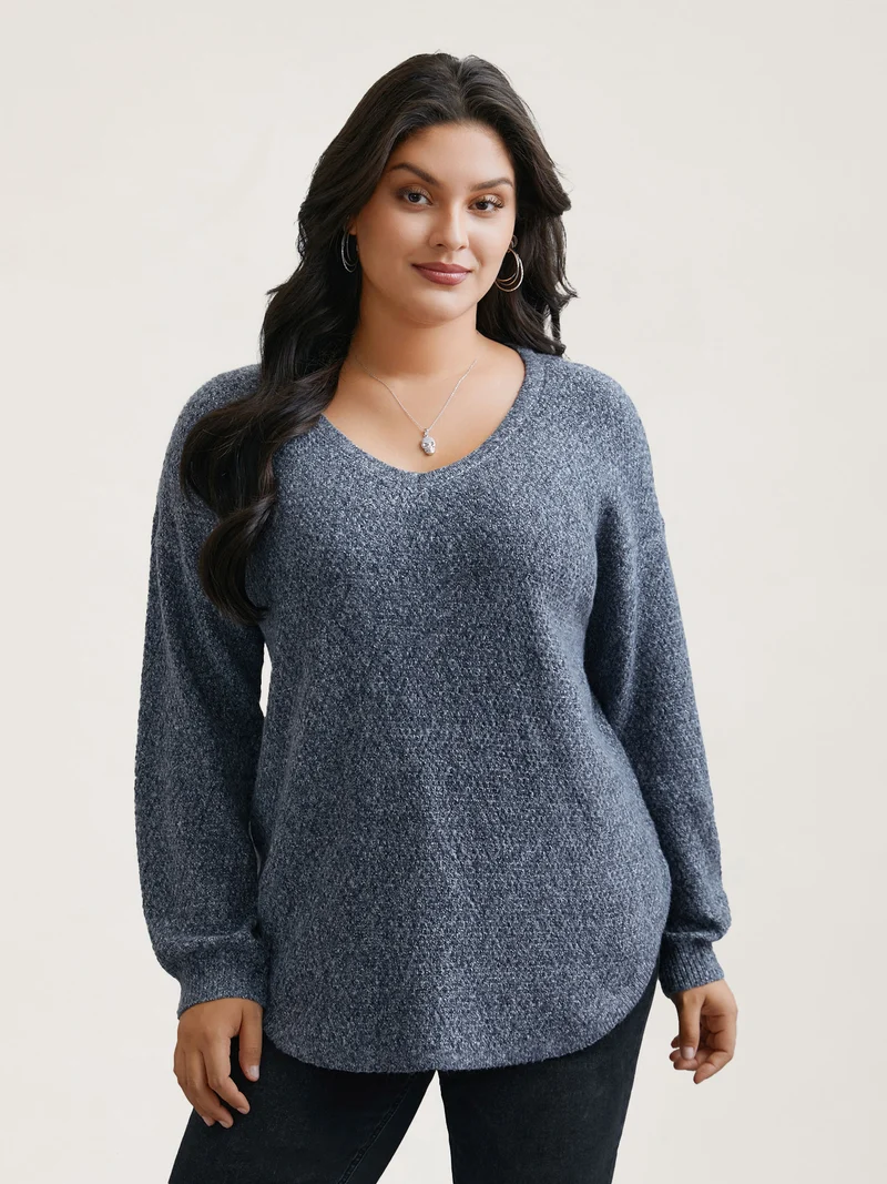 Textured V-Neck Curved Hem Pullover
