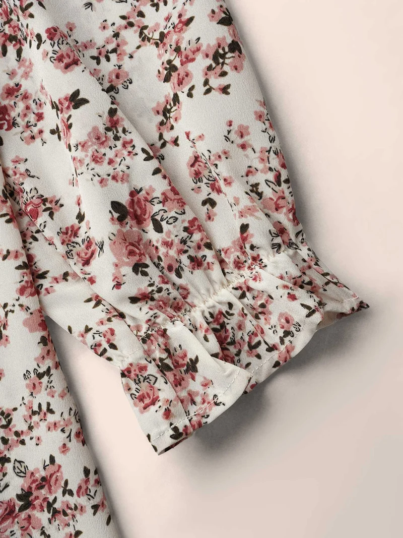 Back Lace Trim Ditsy Floral Print Blouse