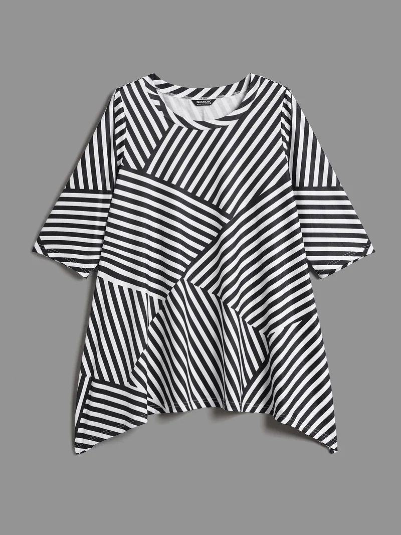 Striped Arc Hem Round Neck T-Shirt