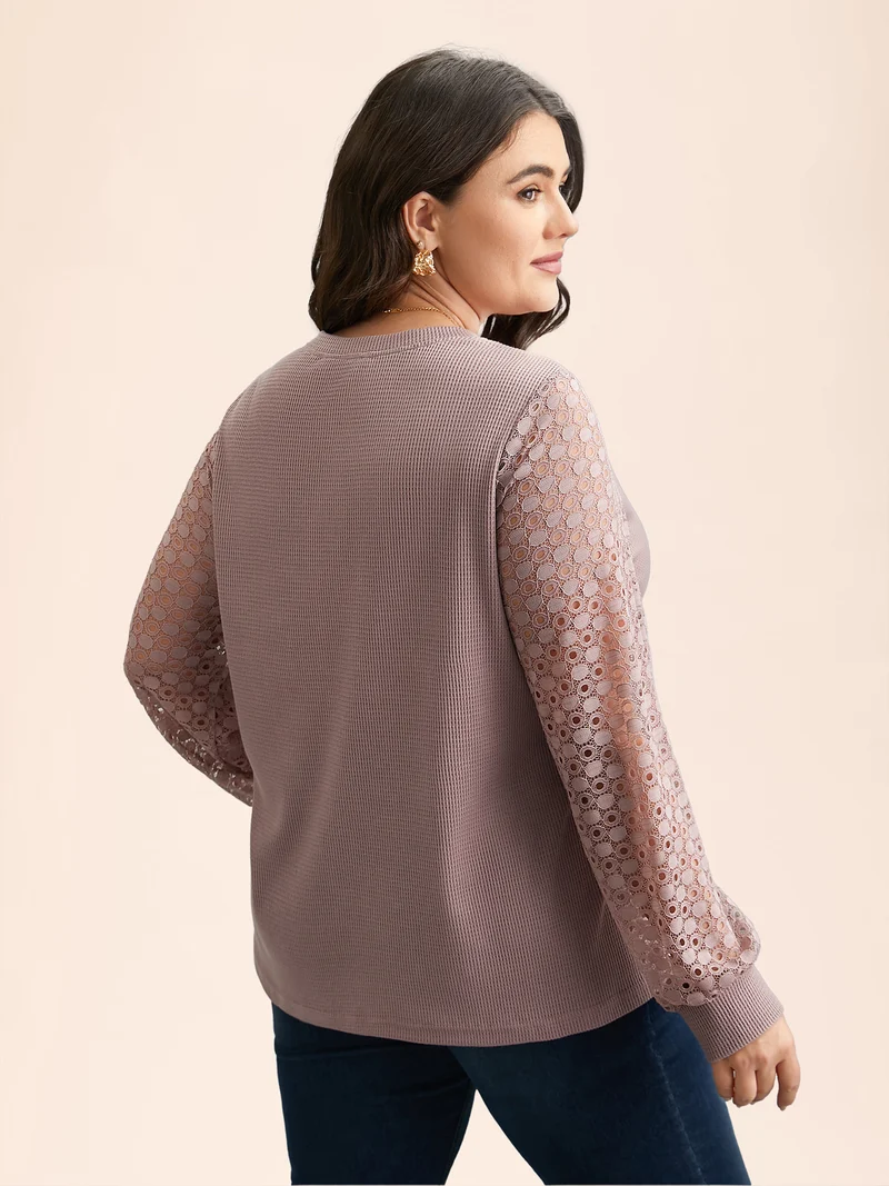 Textured Lace Spliced Stretchy T-Shirt