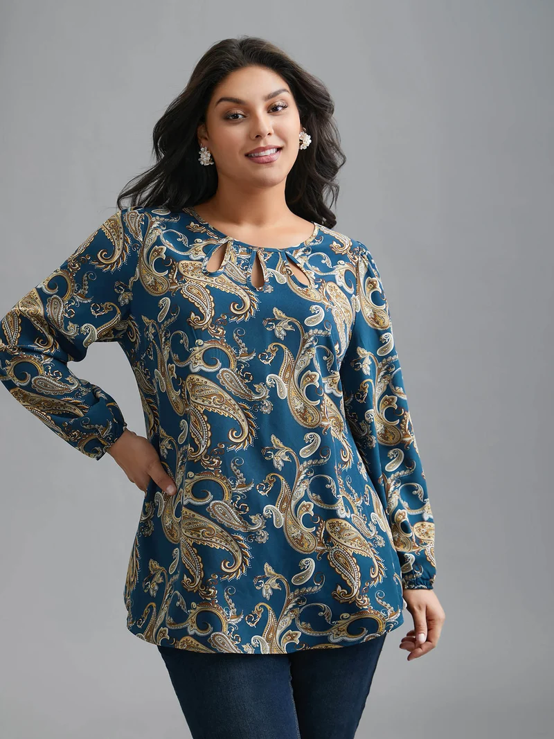 Round Neck Paisley Cut Out Blouse