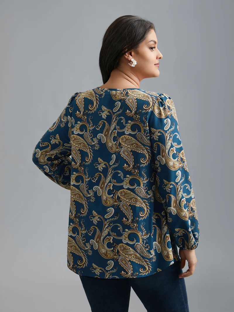 Round Neck Paisley Cut Out Blouse