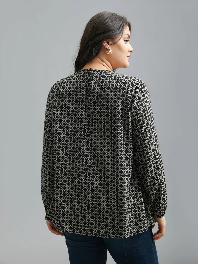 Geometric Print Plicated Detail Keyhole Blouse