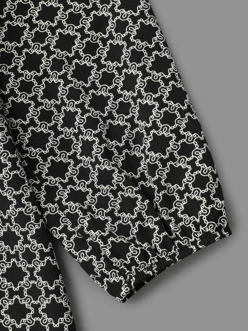 Geometric Print Plicated Detail Keyhole Blouse