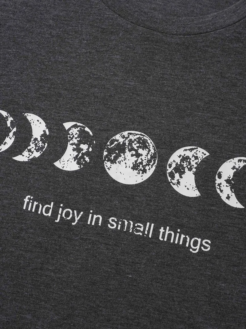Round Neck Lunar Pattern Slim-Fit T-Shirt