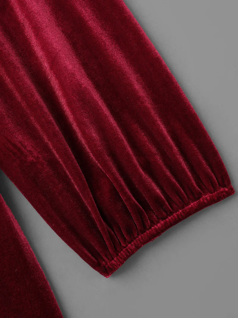 Plain Round Neck Gathered Velvet Blouse