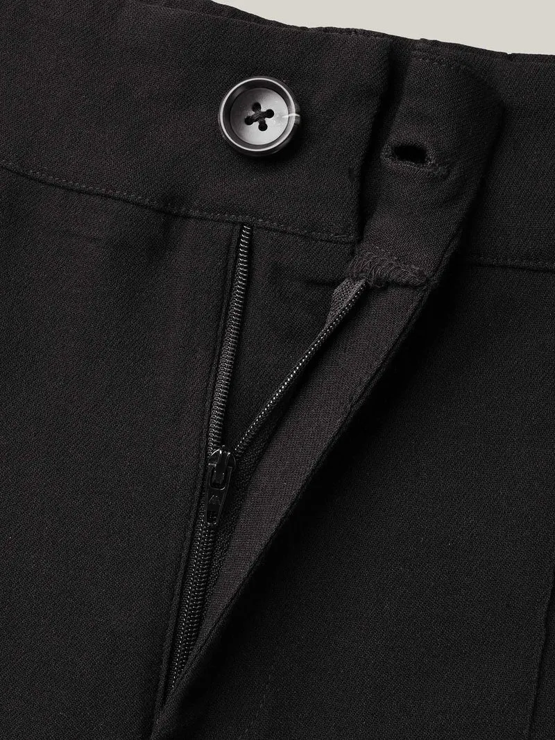Stretchy Fabric Seamed Skinny-Fit Pants