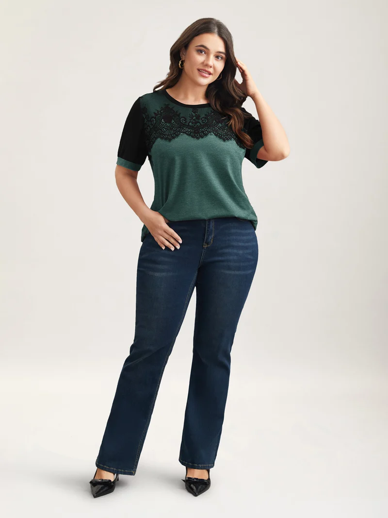 Stretchy Scalloped Lace Color Contrast T-Shirt