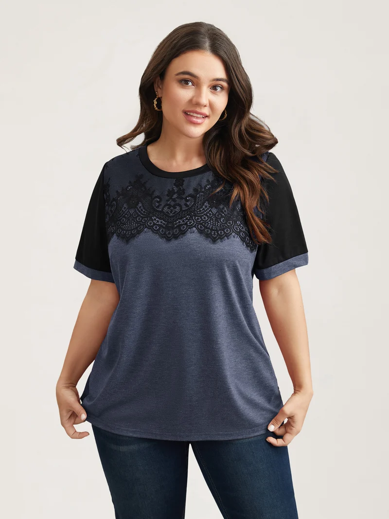 Stretchy Scalloped Lace Color Contrast T-Shirt
