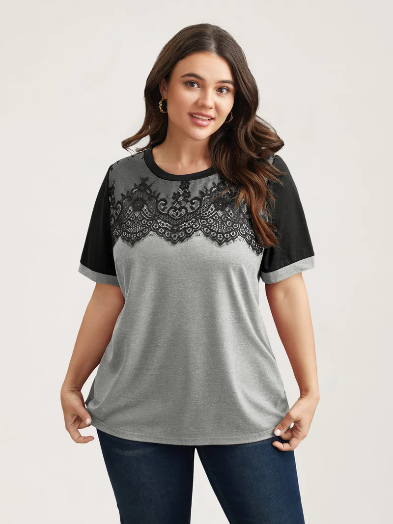 Stretchy Scalloped Lace Color Contrast T-Shirt