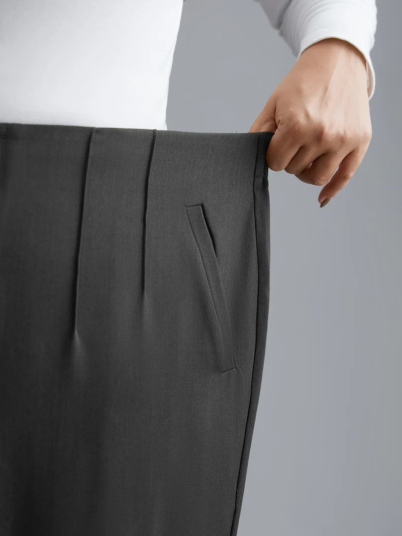 Pleated Mid-Rise Straight Leg Pants