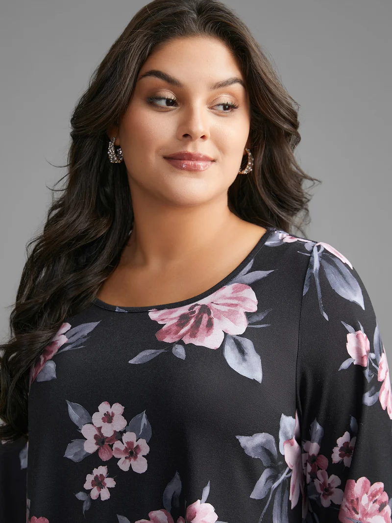 Floral Round Neck Asymmetrical Hem T-shirt