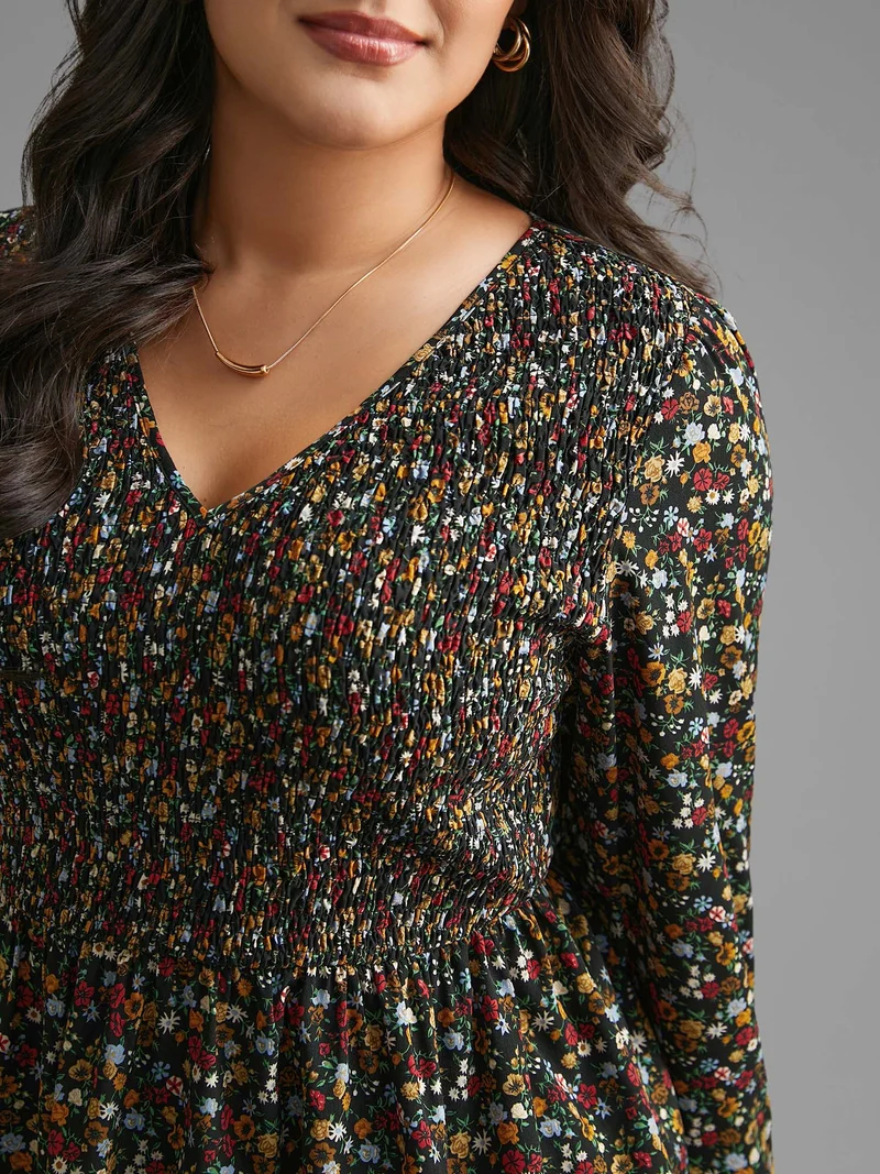 Ditsy Floral V Neck Shirred Blouse