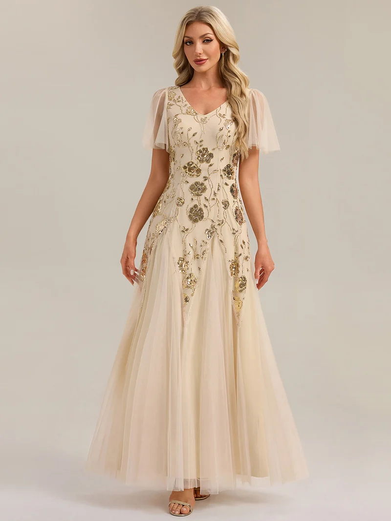 ever ORLA|Robe longue à manches courtes en sequins avec volants et décolleté en V