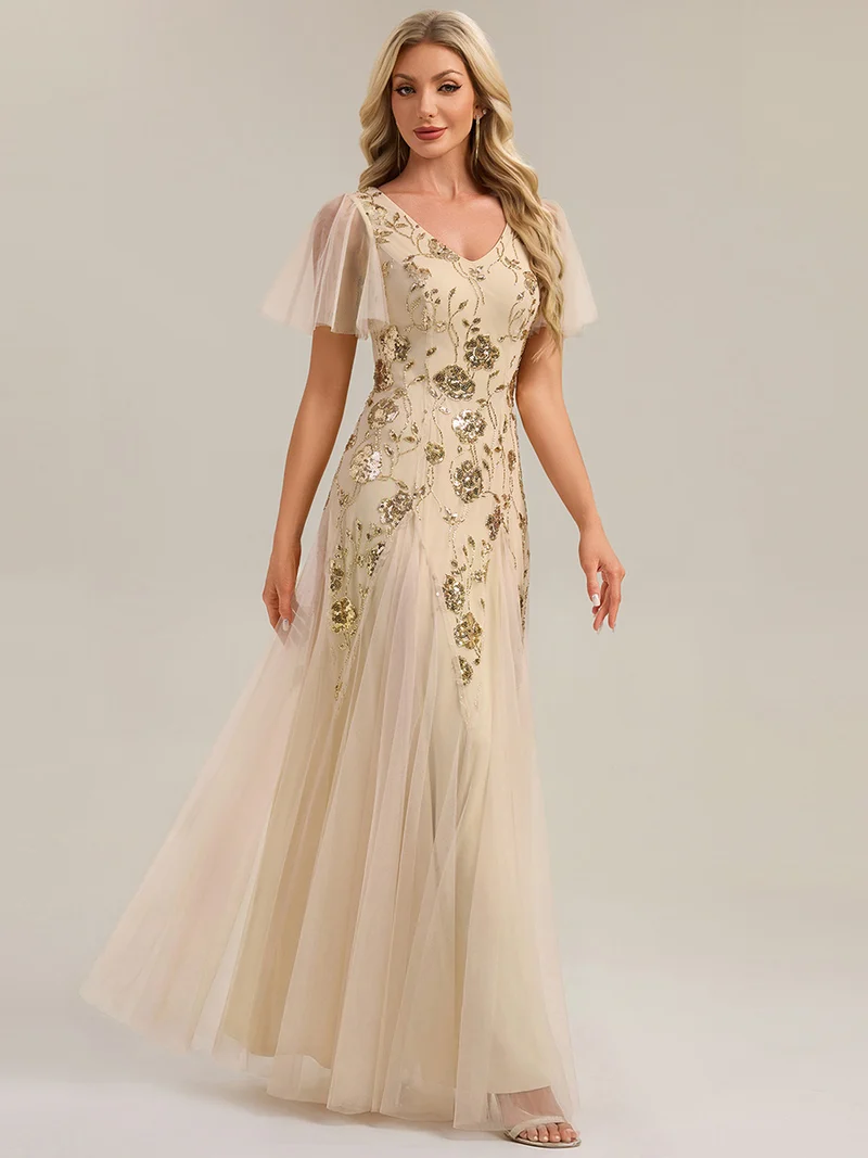 ever ORLA|Robe longue à manches courtes en sequins avec volants et décolleté en V