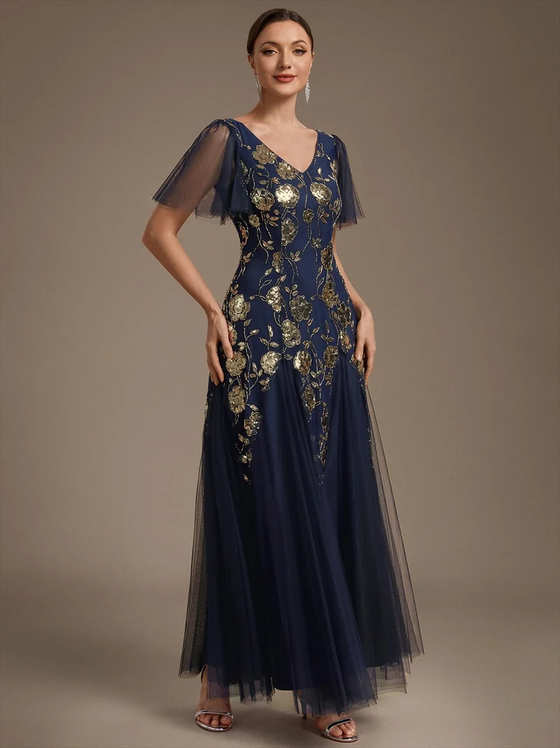 ever ORLA|Robe longue à manches courtes en sequins avec volants et décolleté en V