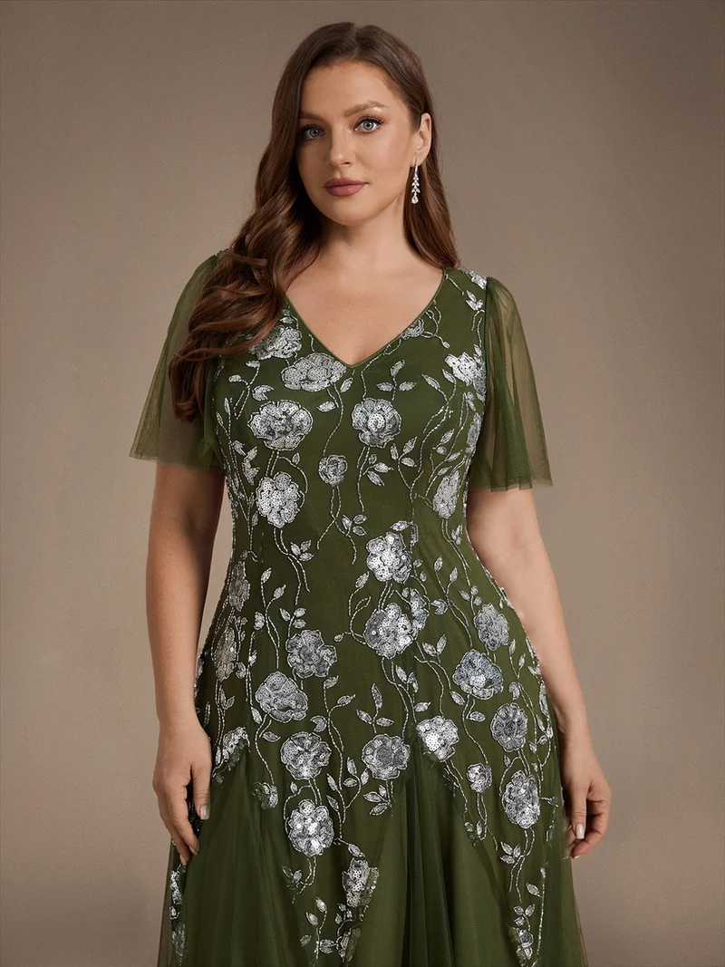 ever ORLA|Robe longue à manches courtes en sequins avec volants et décolleté en V
