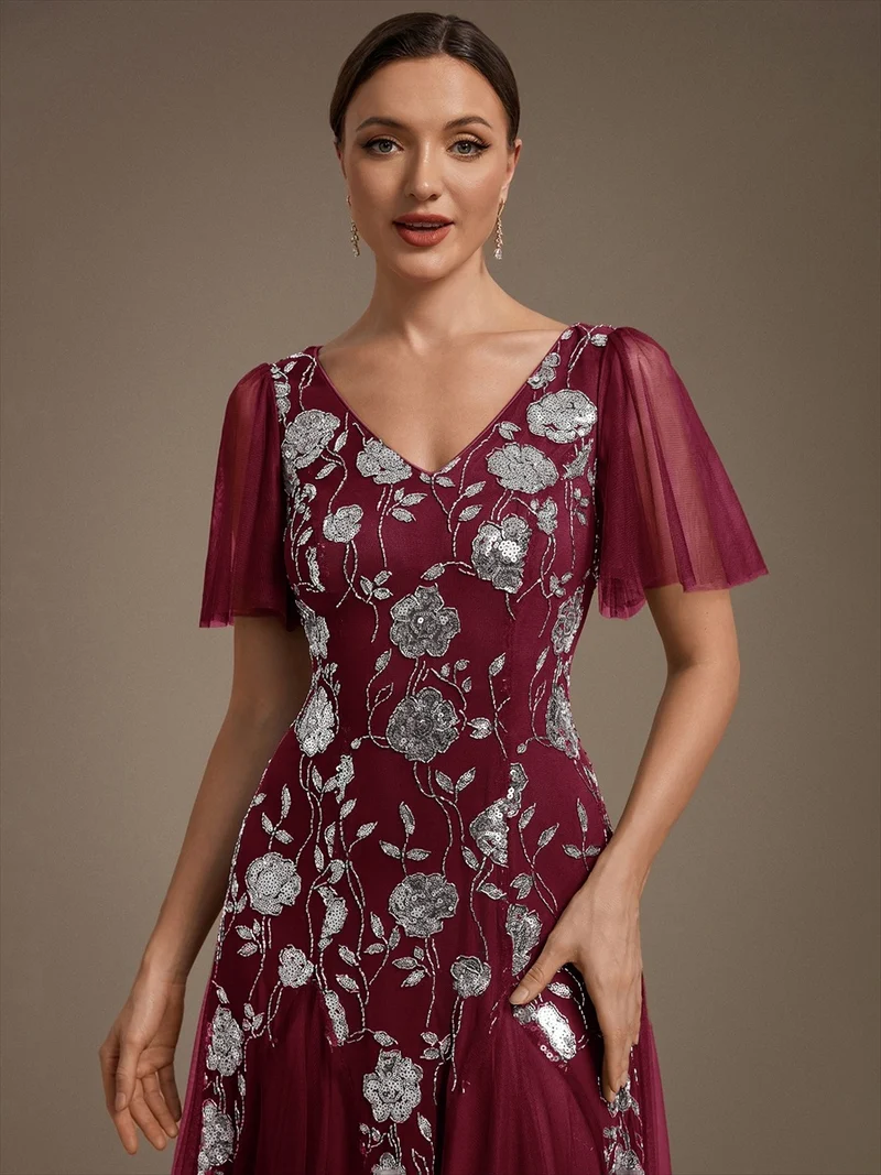 ever ORLA|Robe longue à manches courtes en sequins avec volants et décolleté en V