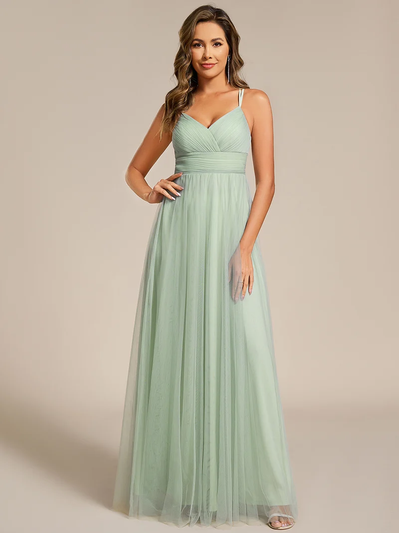 Robe longue sans manches à décolleté en V profond avec plissé et finition en dentelle à frange Robe de demoiselle d'honneur