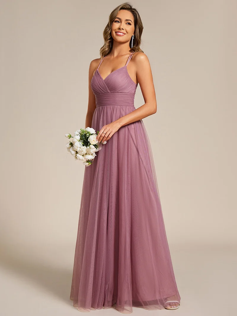 Robe longue sans manches à décolleté en V profond avec plissé et finition en dentelle à frange Robe de demoiselle d'honneur