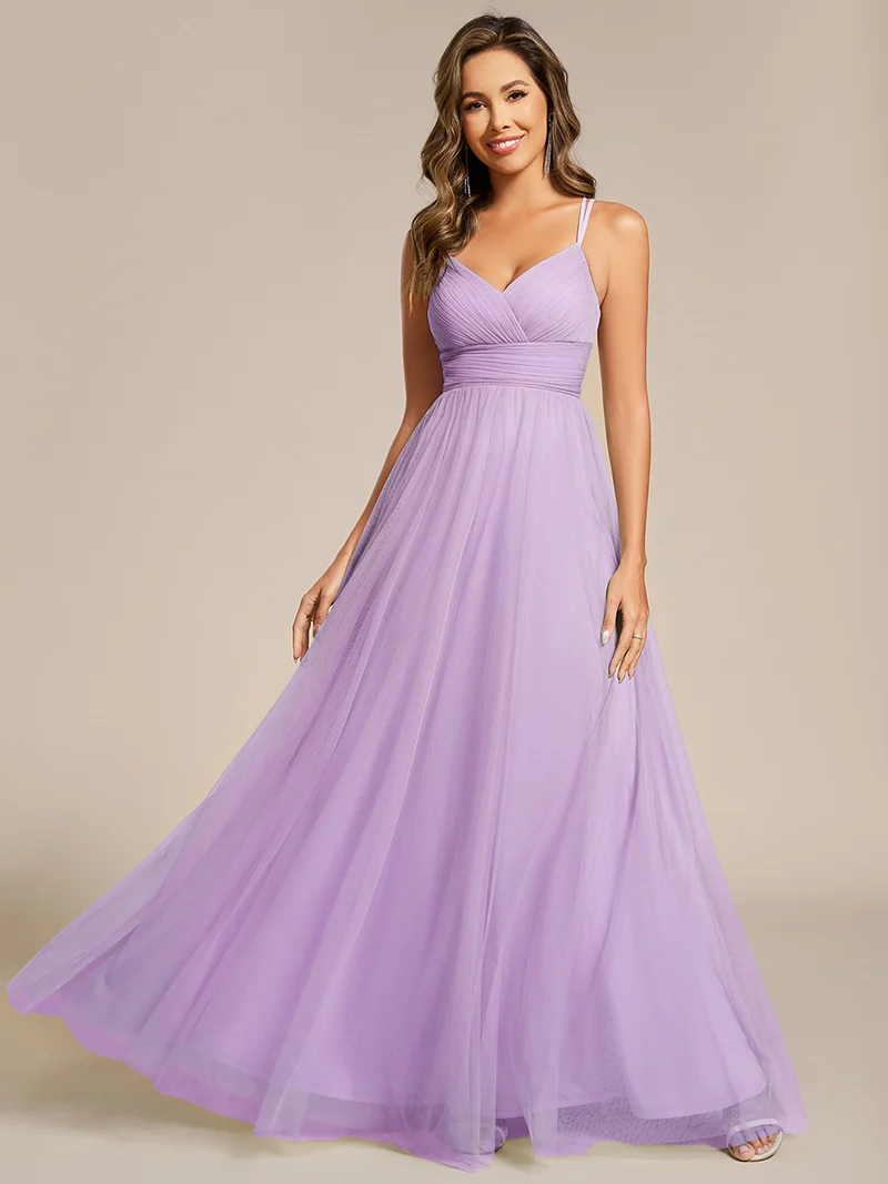 Robe longue sans manches à décolleté en V profond avec plissé et finition en dentelle à frange Robe de demoiselle d'honneur
