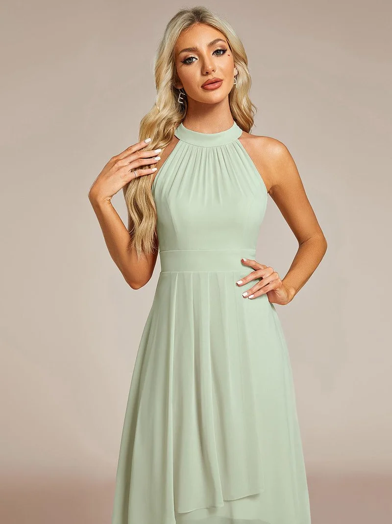 pretty POSIE|Grande Taille Robe d'invité de mariage mi-longue sans manches et col licou en mousseline de soie