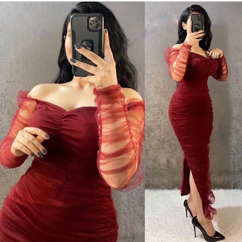 Robe de soirée fourreau en tulle à épaules dénudées et manches longues