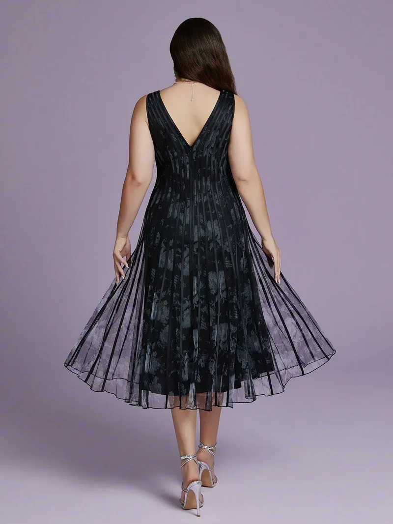 Robe de soirée noire grande taille à imprimé maillé