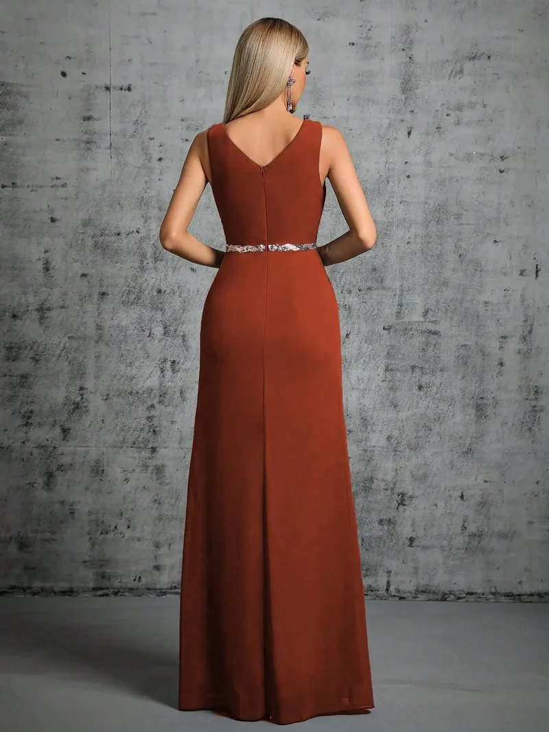 Robe pour soirée de mariage longue terracotta avec ceinture à paillettes