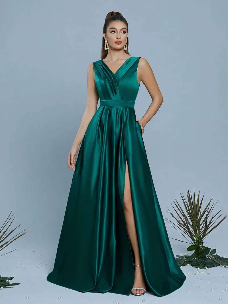 Robe de soirée longue verte avec fente haute
