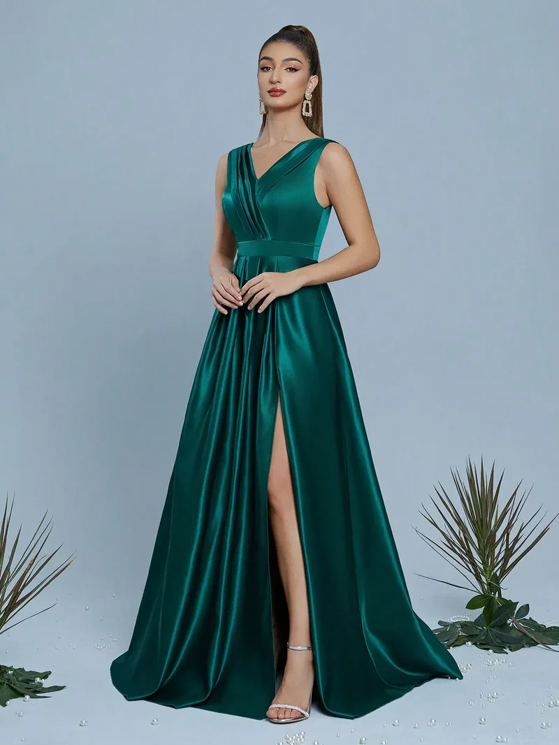 Robe de soirée longue verte avec fente haute